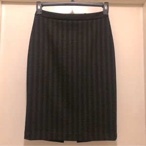 BCBG woolen skirt◾️ DONATED TO CHARITY